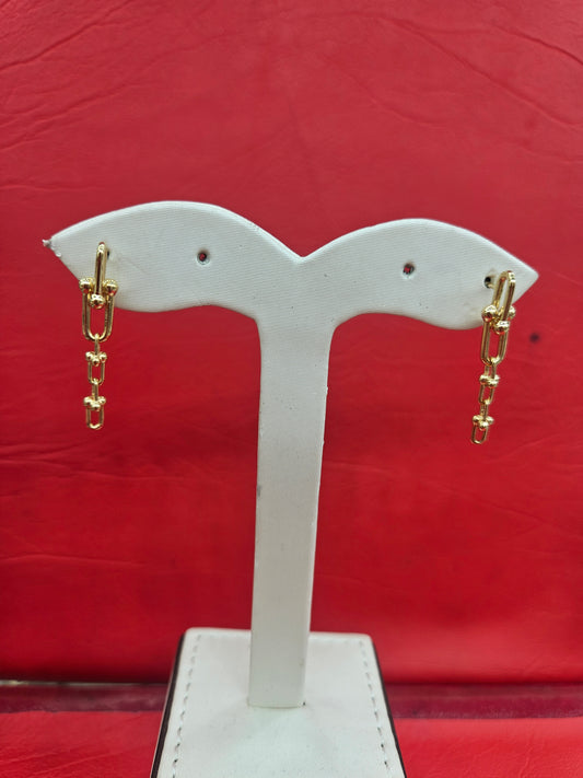 18ct Saudi gold earring