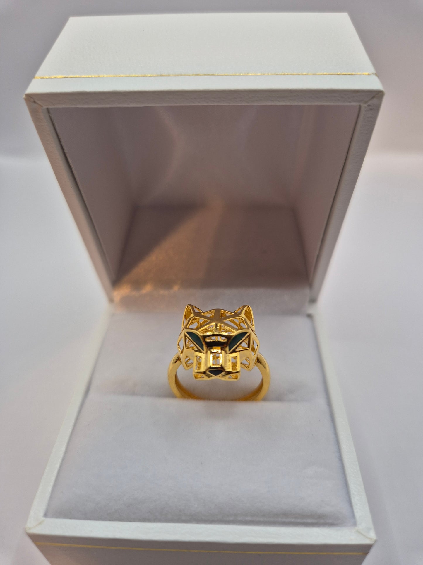 21K Panther Ring