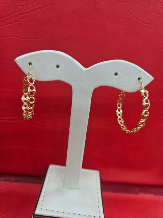 18ct Saudi gold earring