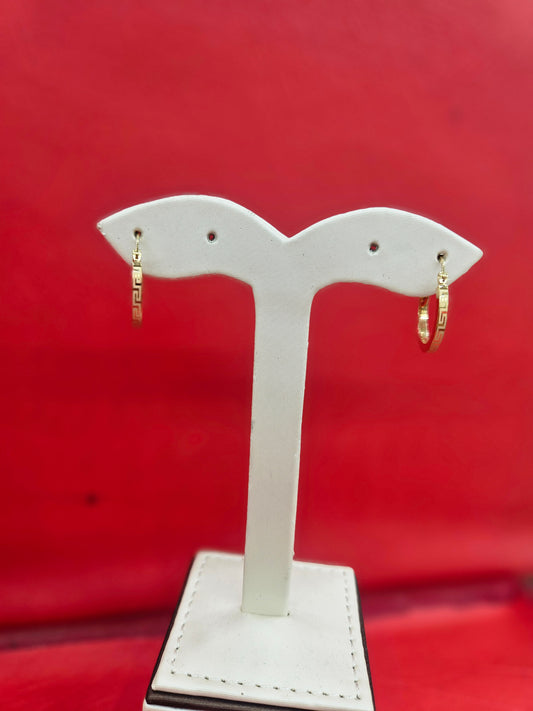 18ct Saudi gold earring