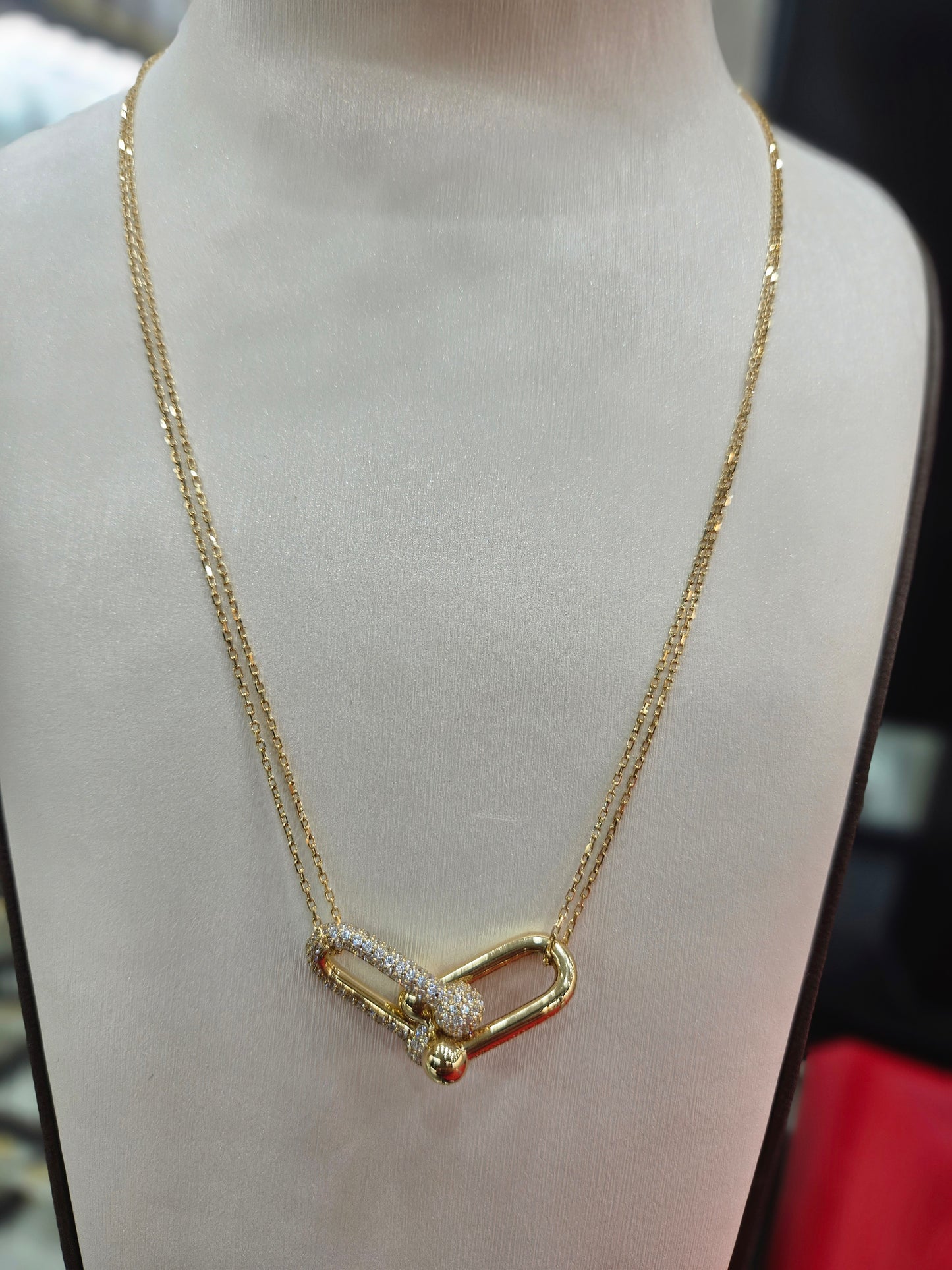 18ct Saudi gold necklace